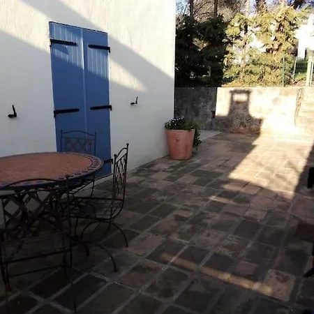 06av2 - Maisonnette Au Calme Avec Piscine * أنتيب
