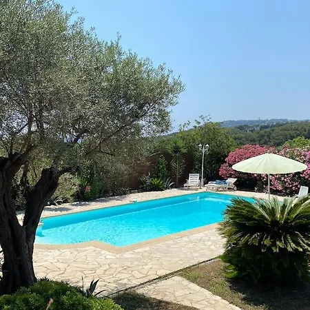 Apartman 06av2 - Maisonnette Au Calme Avec Piscine