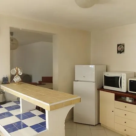 06av2 - Maisonnette Au Calme Avec Piscine * Αντίμπ