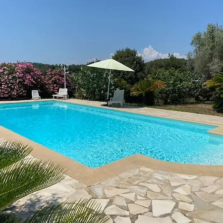 06av2 - Maisonnette Au Calme Avec Piscine Διαμέρισμα *