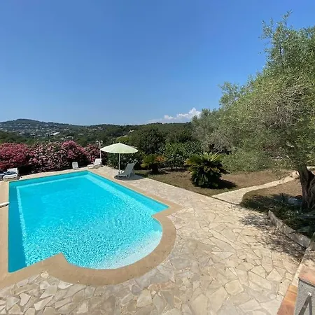 06av2 - Maisonnette Au Calme Avec Piscine Διαμέρισμα Αντίμπ